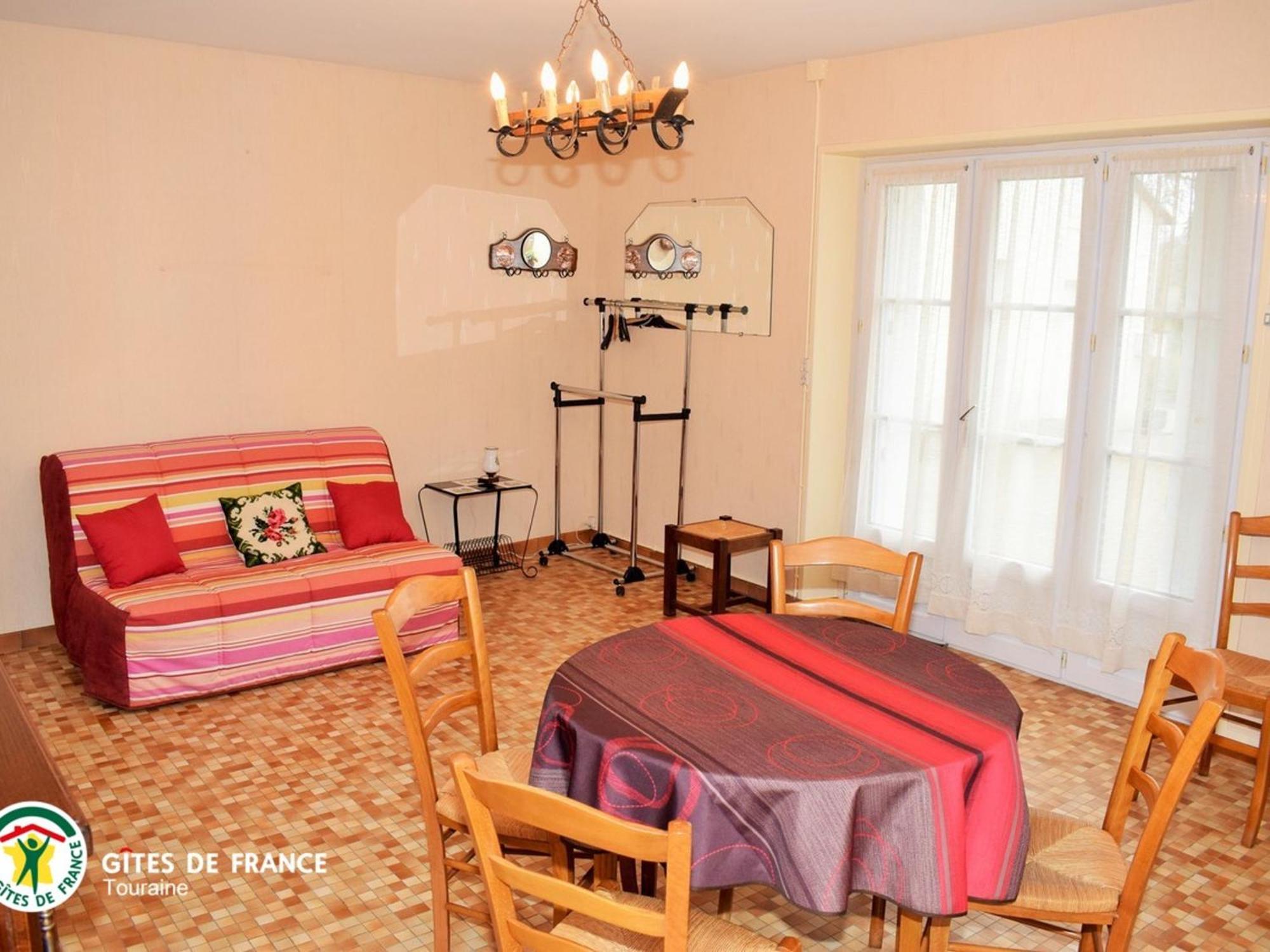 Gîte Vernou-sur-Brenne, 3 pièces, 4 personnes - FR-1-381-503 Esterno foto